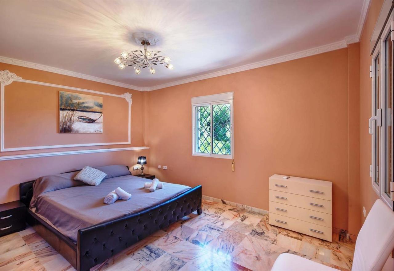 Villa Domus Vesta Марбелья Экстерьер фото